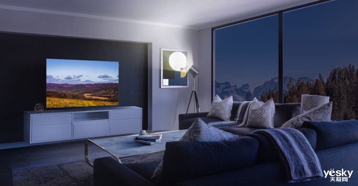 四面无边框全面屏 创维OLED电视S82详细介绍